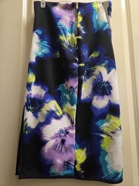 🍍 Floral Skirt